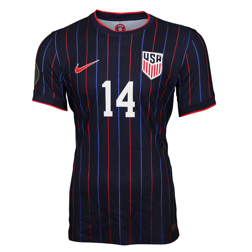 United States 팀의 Luca de la Torre 셔츠