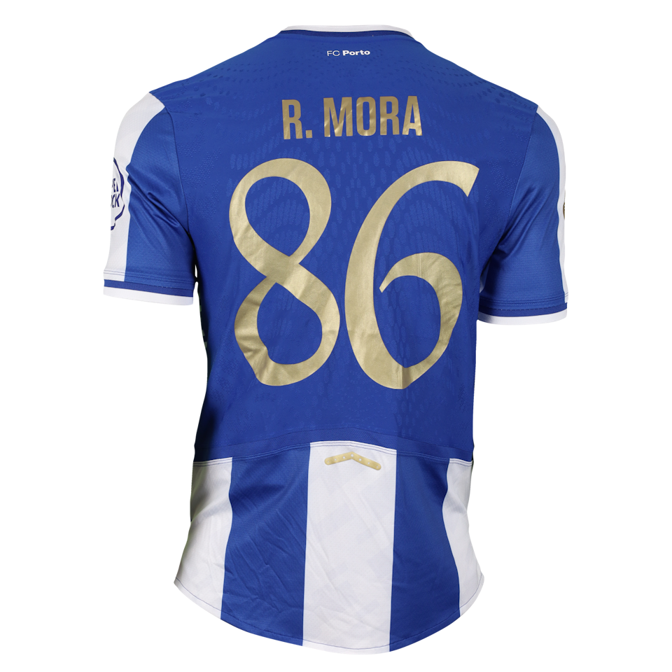 FC Porto-Trikot von Rodrigo Mora