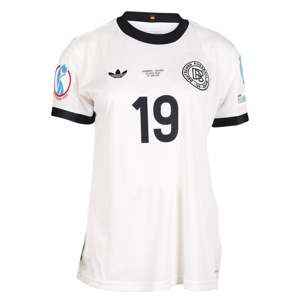 Klara Bühl Germany W shirt