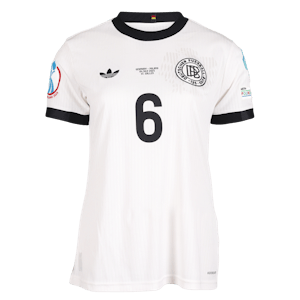 Janina Minge Germany W shirt