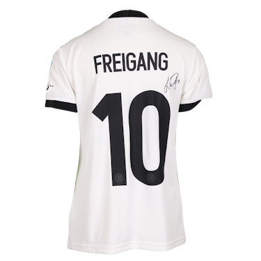 Laura Freigang Germany W shirt
