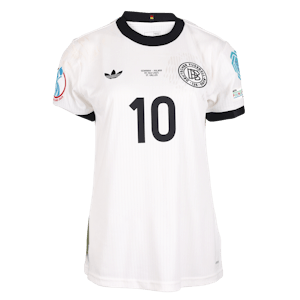 Laura Freigang Germany W shirt