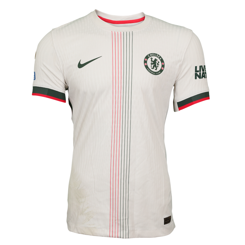 Christopher Nkunku Chelsea shirt