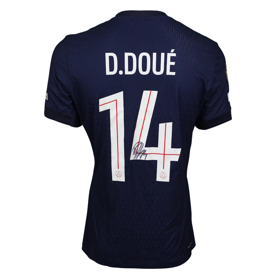 来自Paris Saint-Germain的Désiré Doué球衣