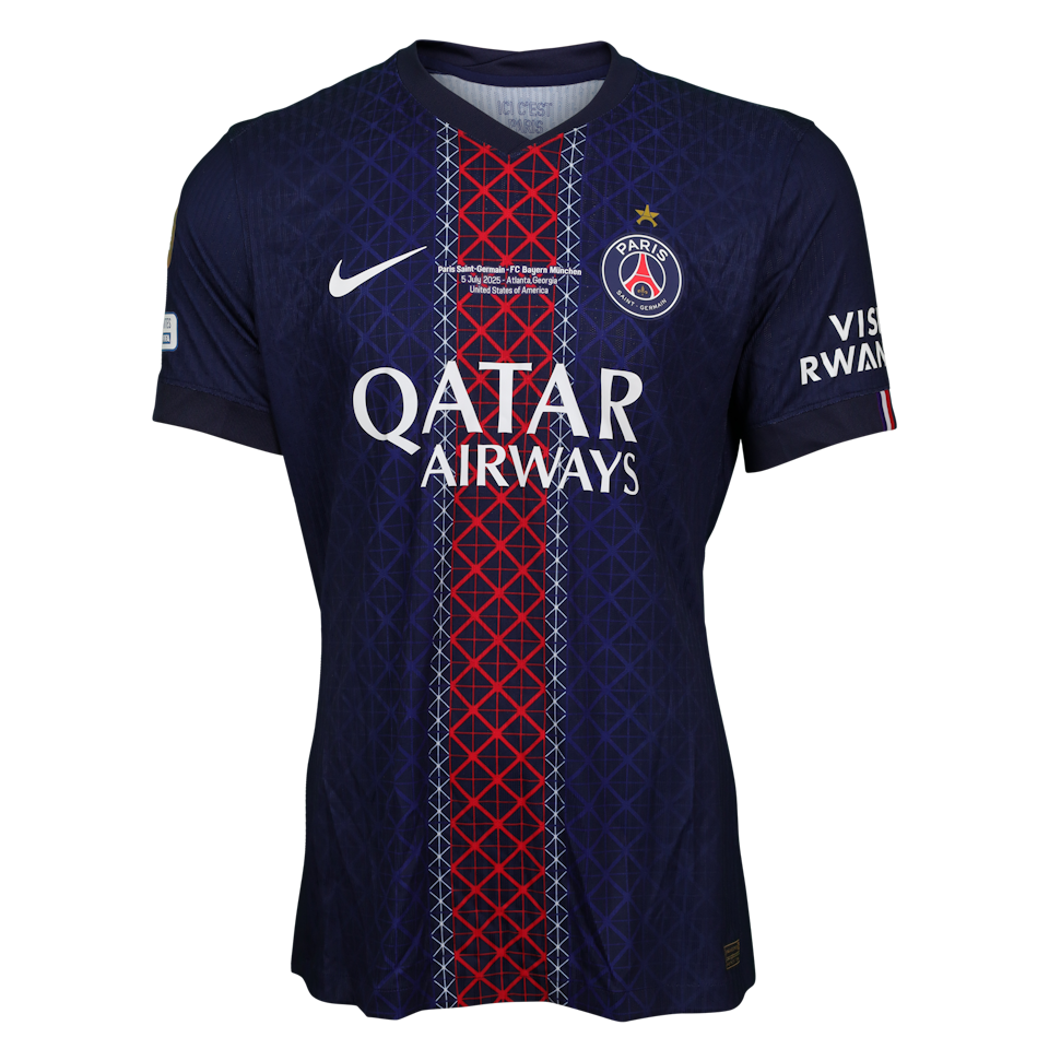 Désiré Doué Paris Saint-Germain shirt