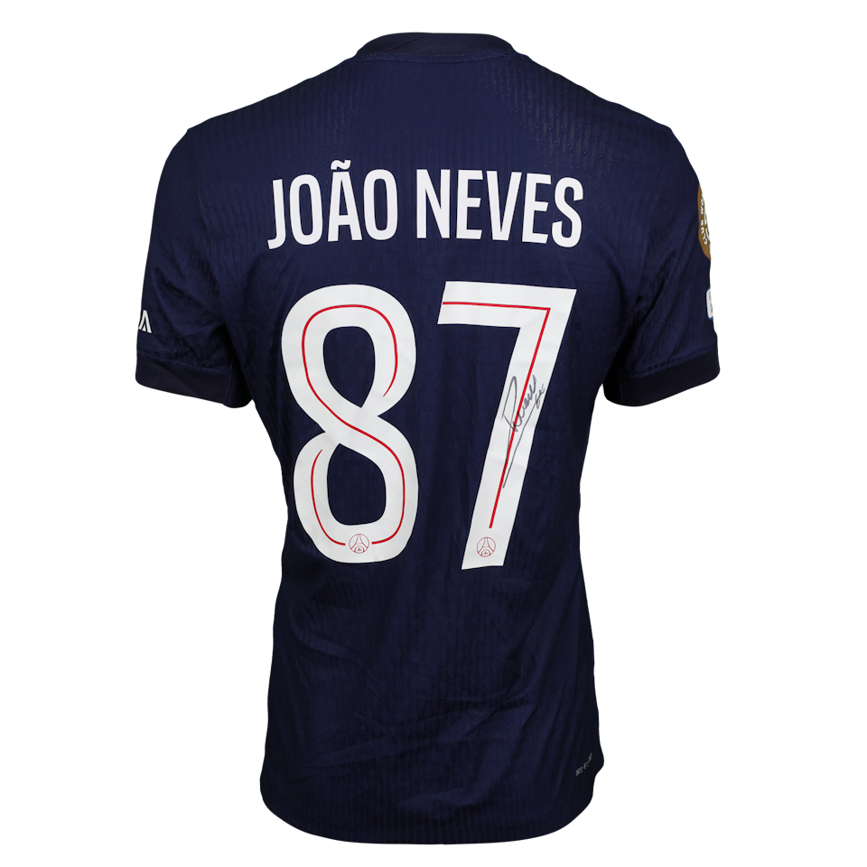 João Neves Paris Saint-Germain shirt