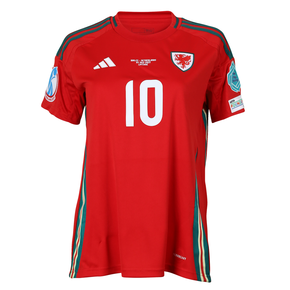 Jessica Fishlock Wales W jersey