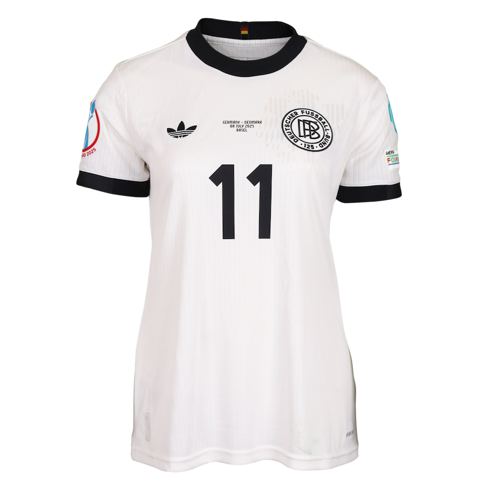 Lea Schüller Germany W forması