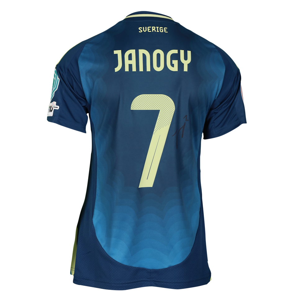 Madelen Janogy Sweden W shirt