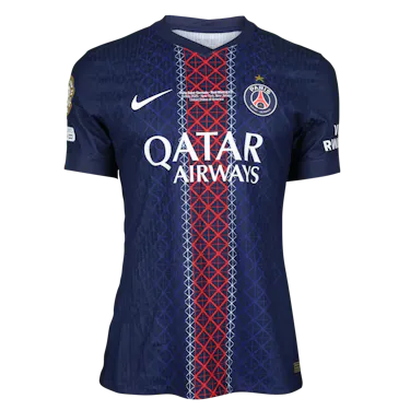 Paris Saint-Germain-Trikot von Bradley Barcola