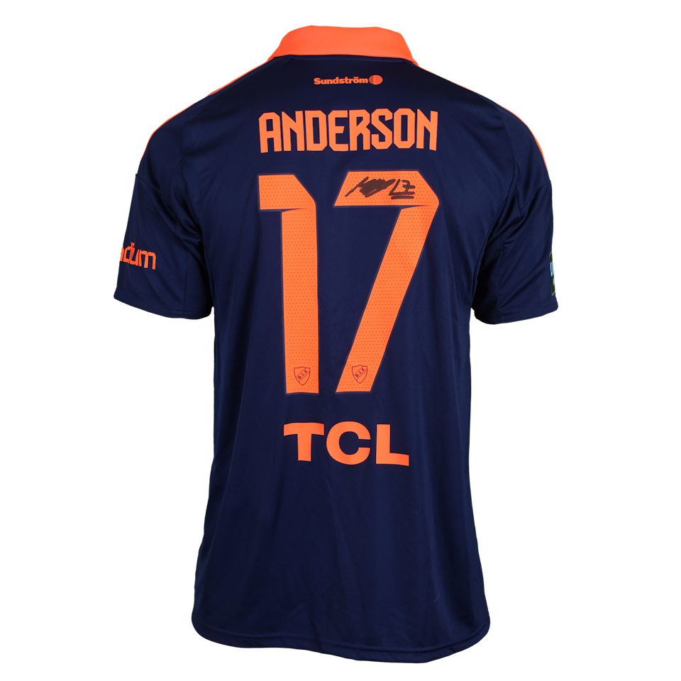 Djurgården 팀의 Mikael Anderson 셔츠
