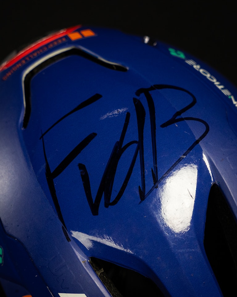 Frank van den Broek | Helmet
