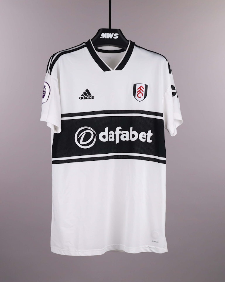 Ryan Babel Fulham shirt