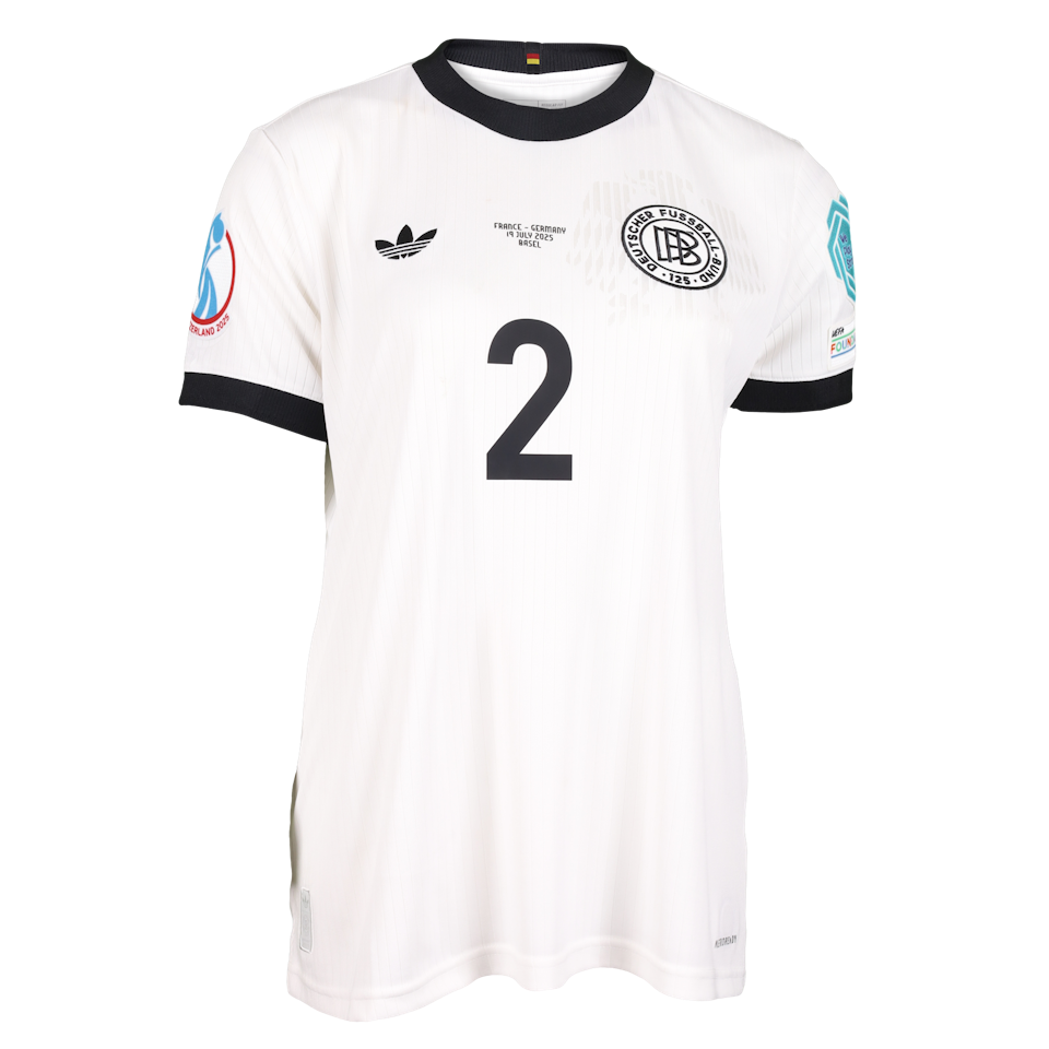 Shirt van Sarai Linder Germany W