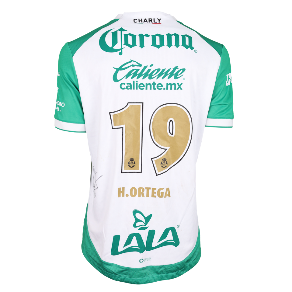 Óscar Haret Ortega Gatica Santos Laguna jersey