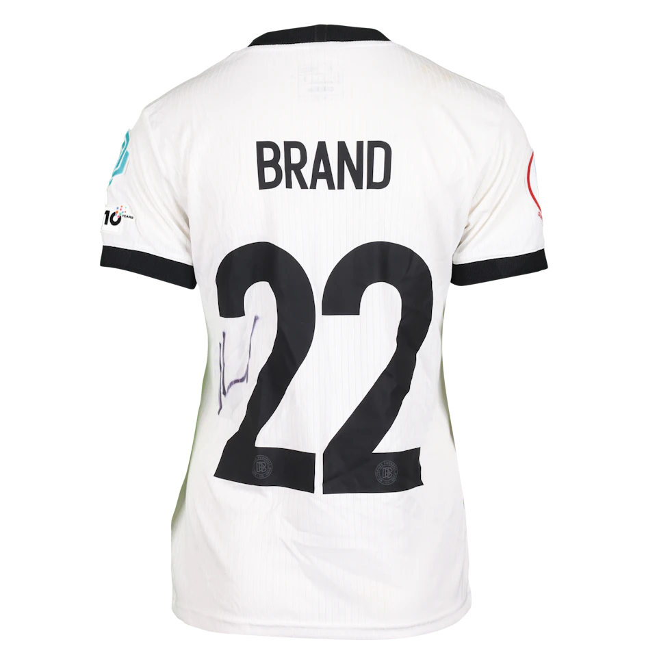 来自Germany W的Jule Brand球衣