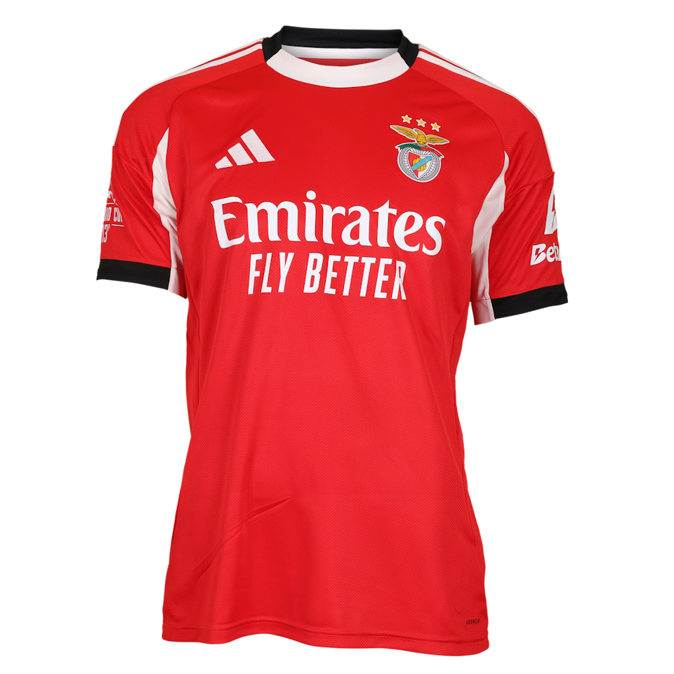 Enzo Barrenechea SL Benfica forması