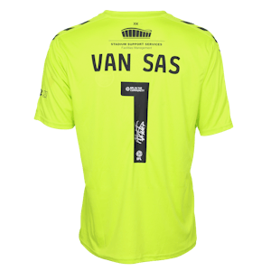 Mikki van Sas Wycombe Wanderers jersey