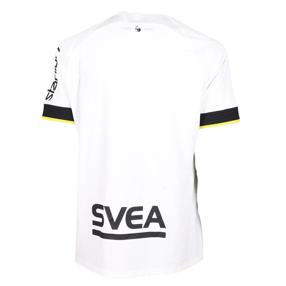 Squad Signed Shirt | AIK