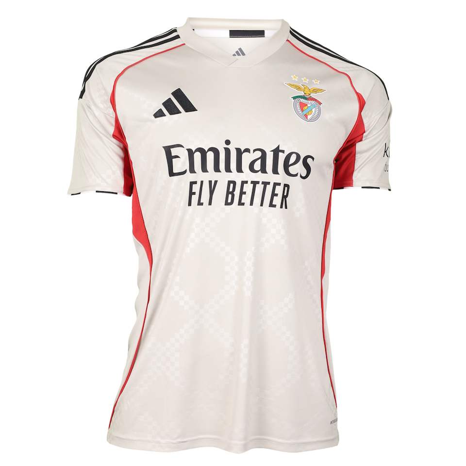 Franjo Ivanović SL Benfica forması