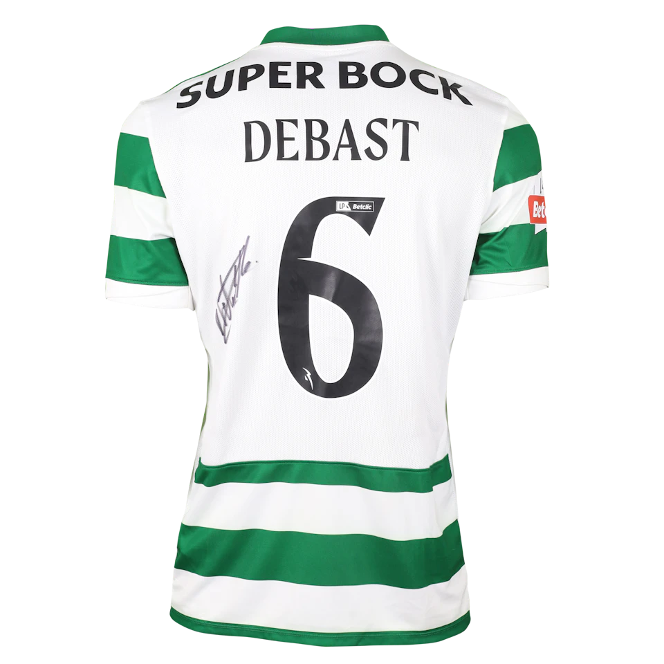 Zeno Debast Sporting CP shirt