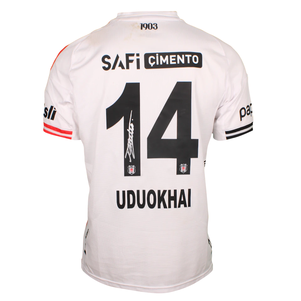 来自Beşiktaş JK的Felix Uduokhai球衣