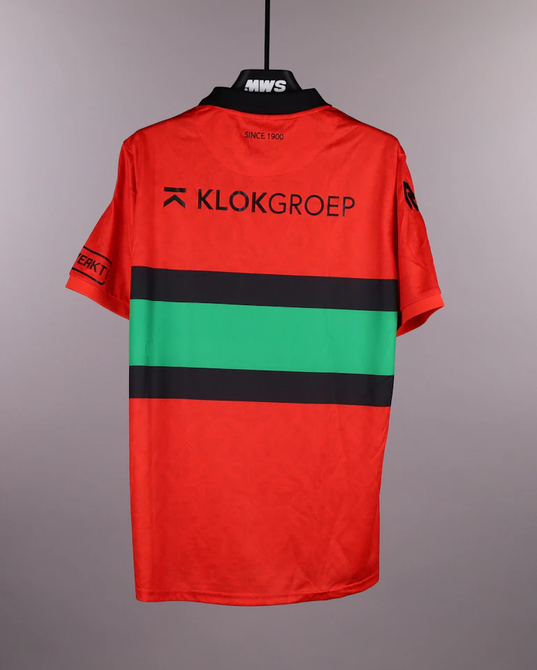 Squad Signed Shirt - 1