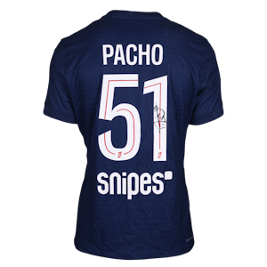 William Pacho Paris Saint-Germain shirt