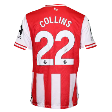 来自Brentford的Nathan Collins球衣