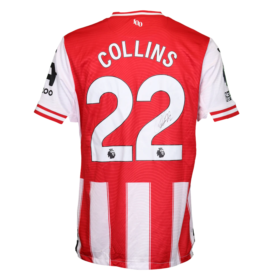 来自Brentford的Nathan Collins球衣