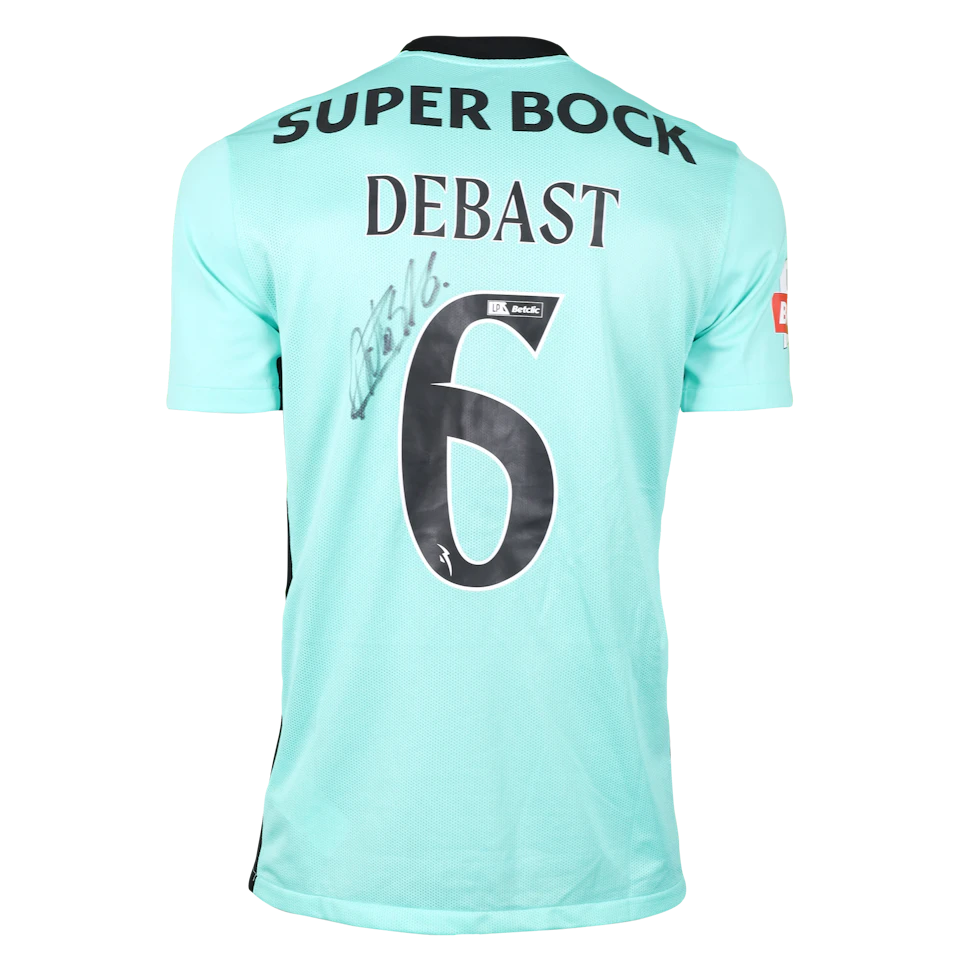 Zeno Debast Sporting CP shirt