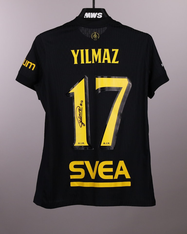 Janelle Rihanna Yilmaz AIK W jersey
