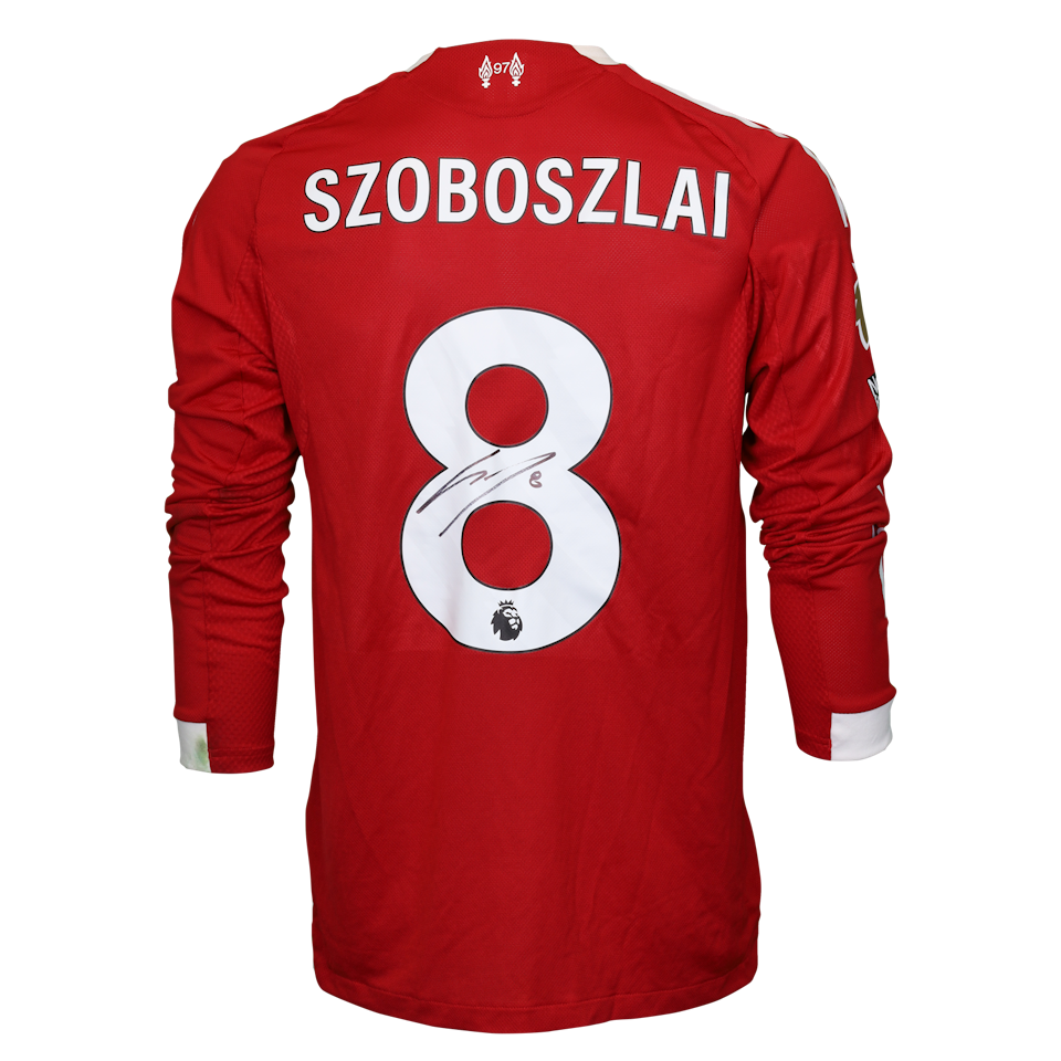 Dominik Szoboszlai Liverpool のシャツ
