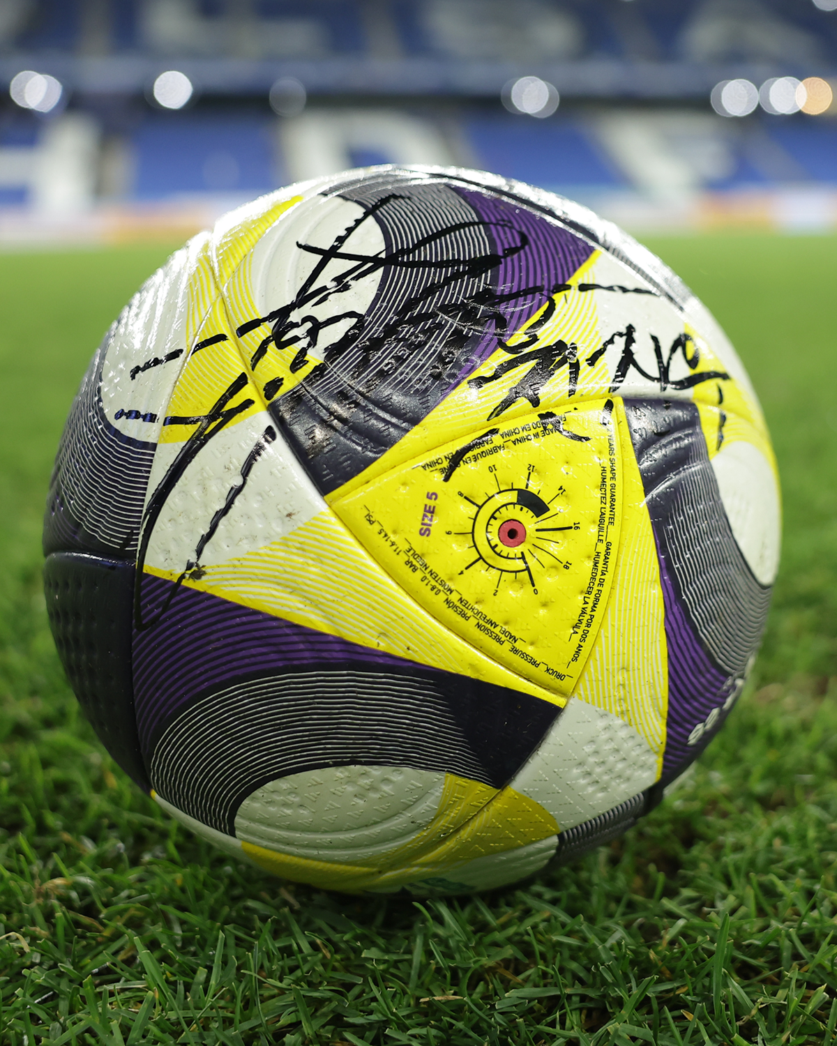 Match Scored Ball `59 - Jin-woo Jeon 전진우 | MatchWornShirt