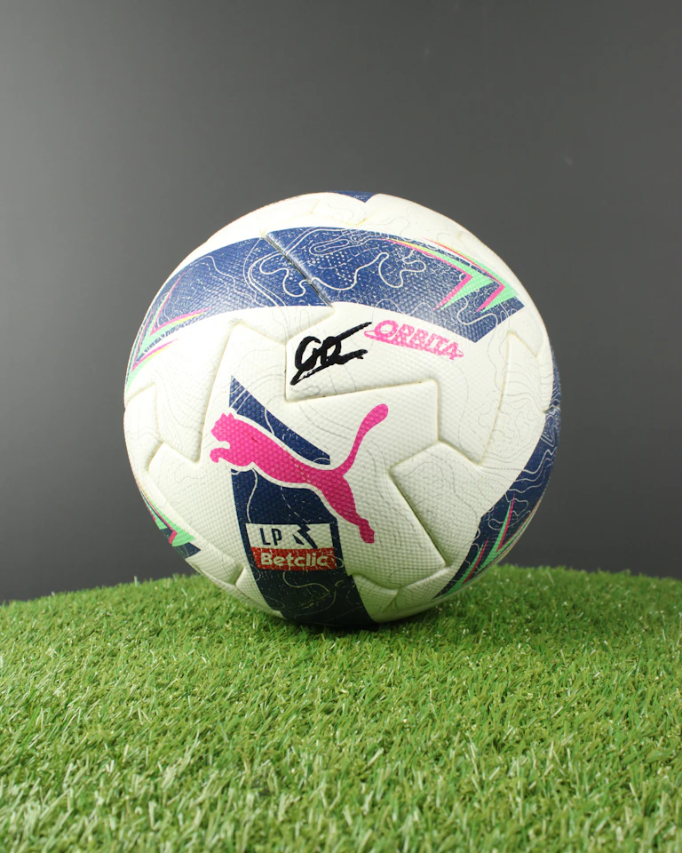 Match Scored Ball `85 - Davy Jean Carl Kamon Gui
