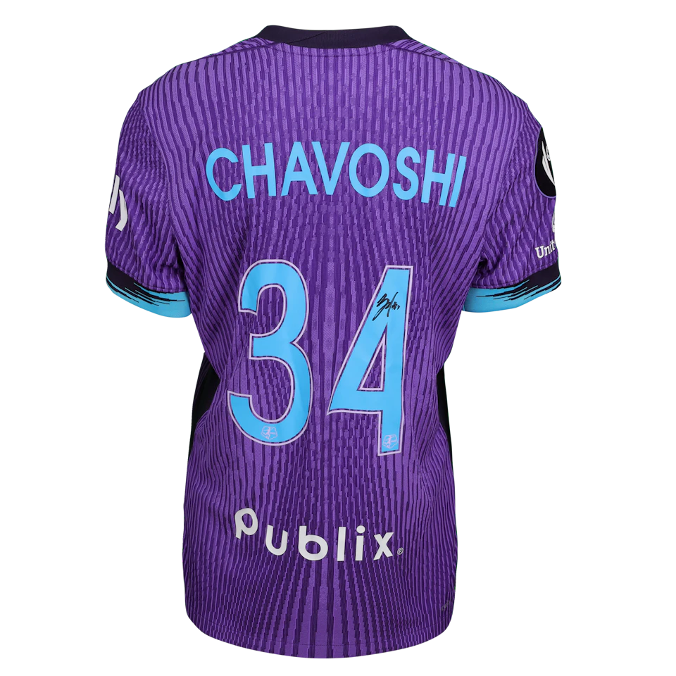 来自Orlando Pride的Zara Chavoshi球衣