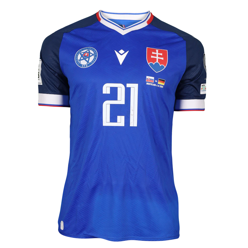 来自Slovakia的Matúš Bero球衣