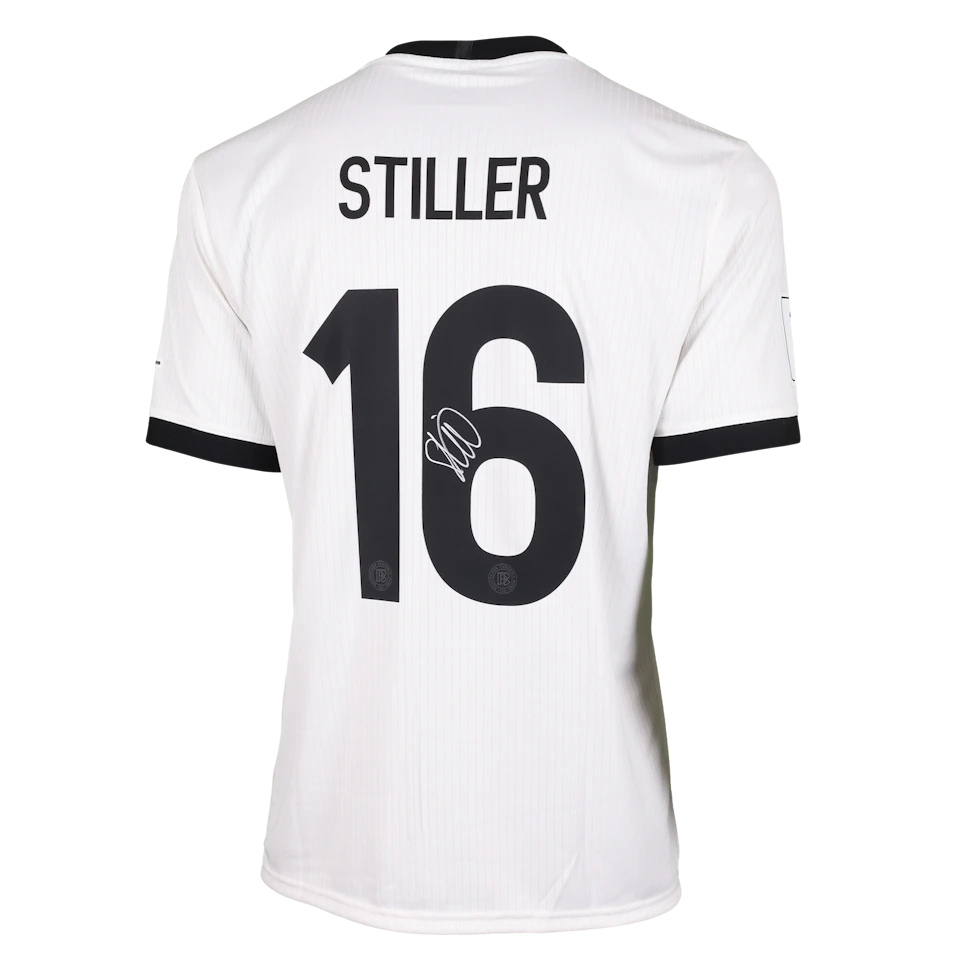 来自Germany的Angelo Stiller球衣