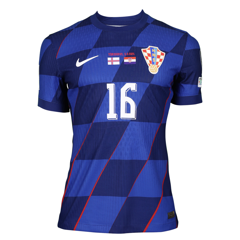 Martin Baturina Croatia shirt