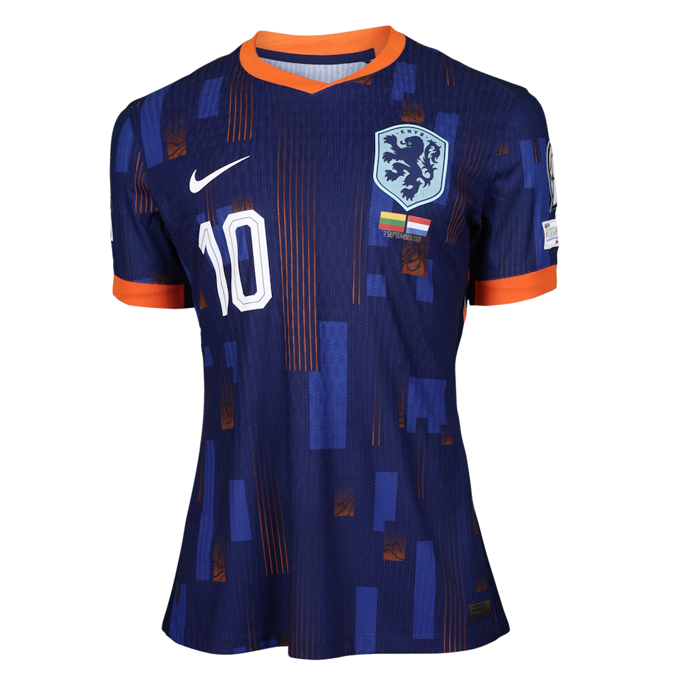 Memphis Depay Netherlands shirt