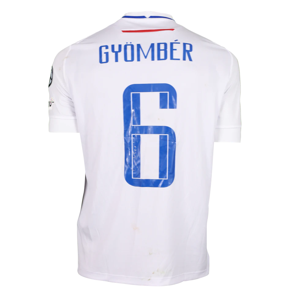 来自Slovakia的Norbert Gyömbér球衣
