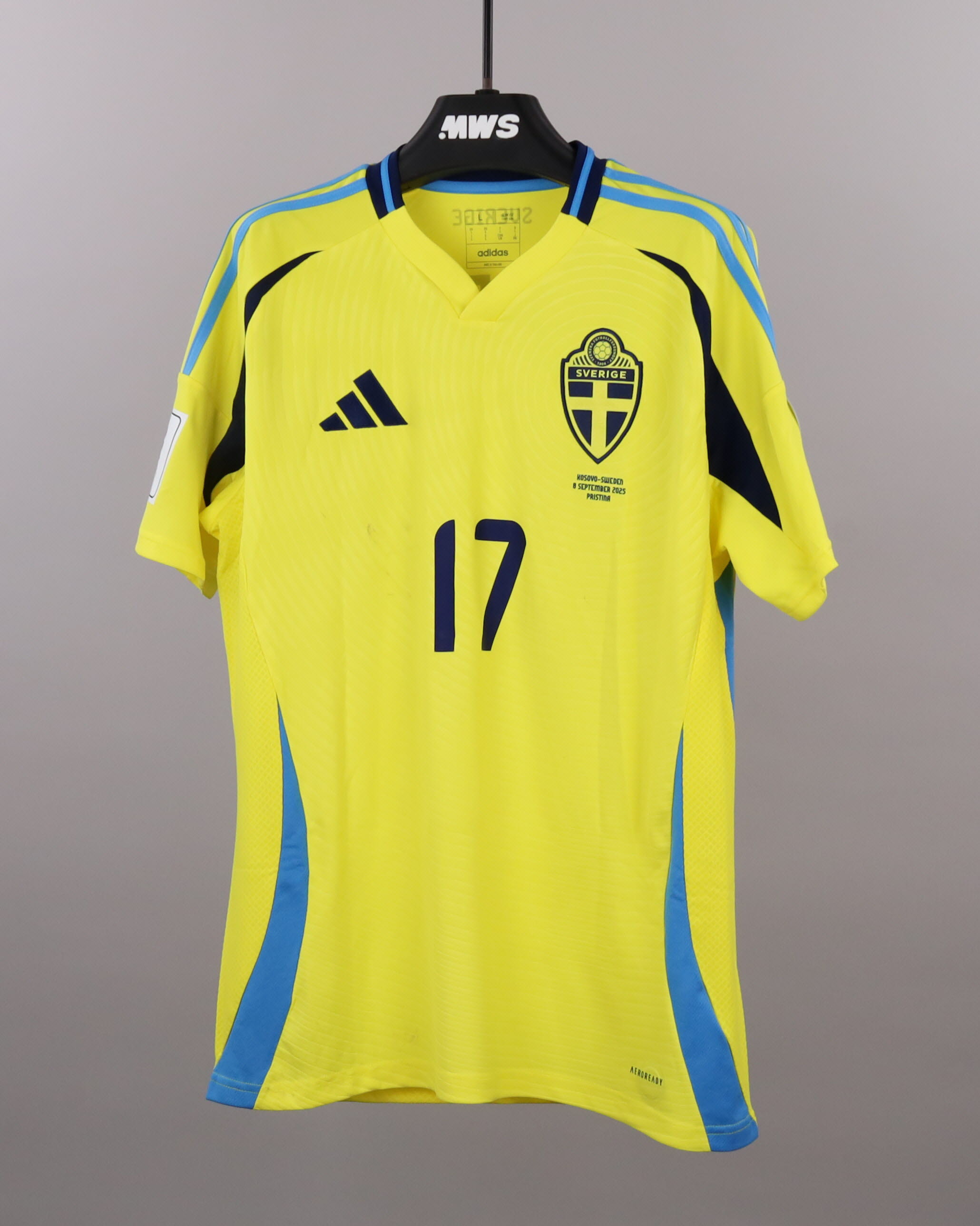 Viktor Gyökeres Sweden shirt