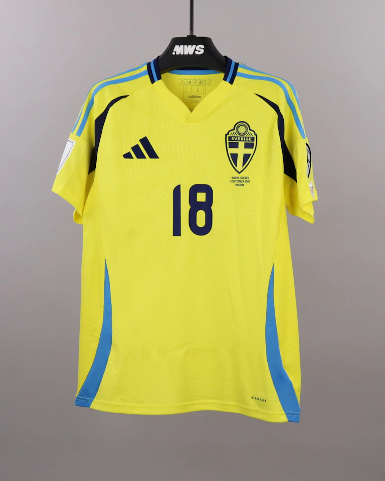 Yasin Abbas Ayari Sweden shirt