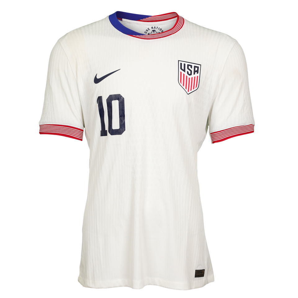 Christian Pulisic United States shirt