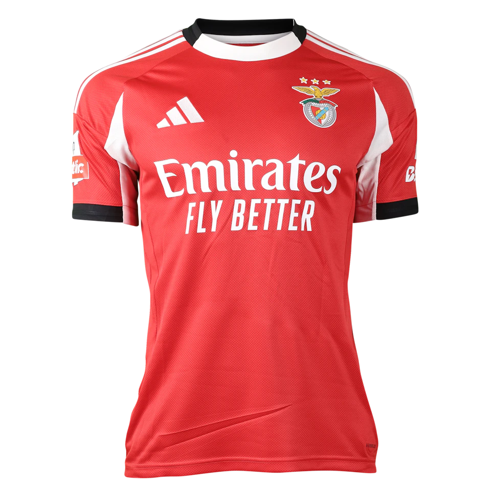 Nicolás Otamendi SL Benfica jersey