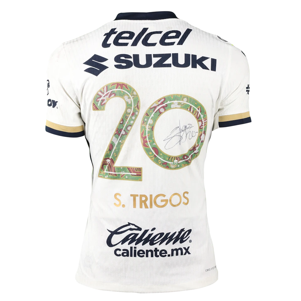 Shirt van Santiago Trigos Pumas