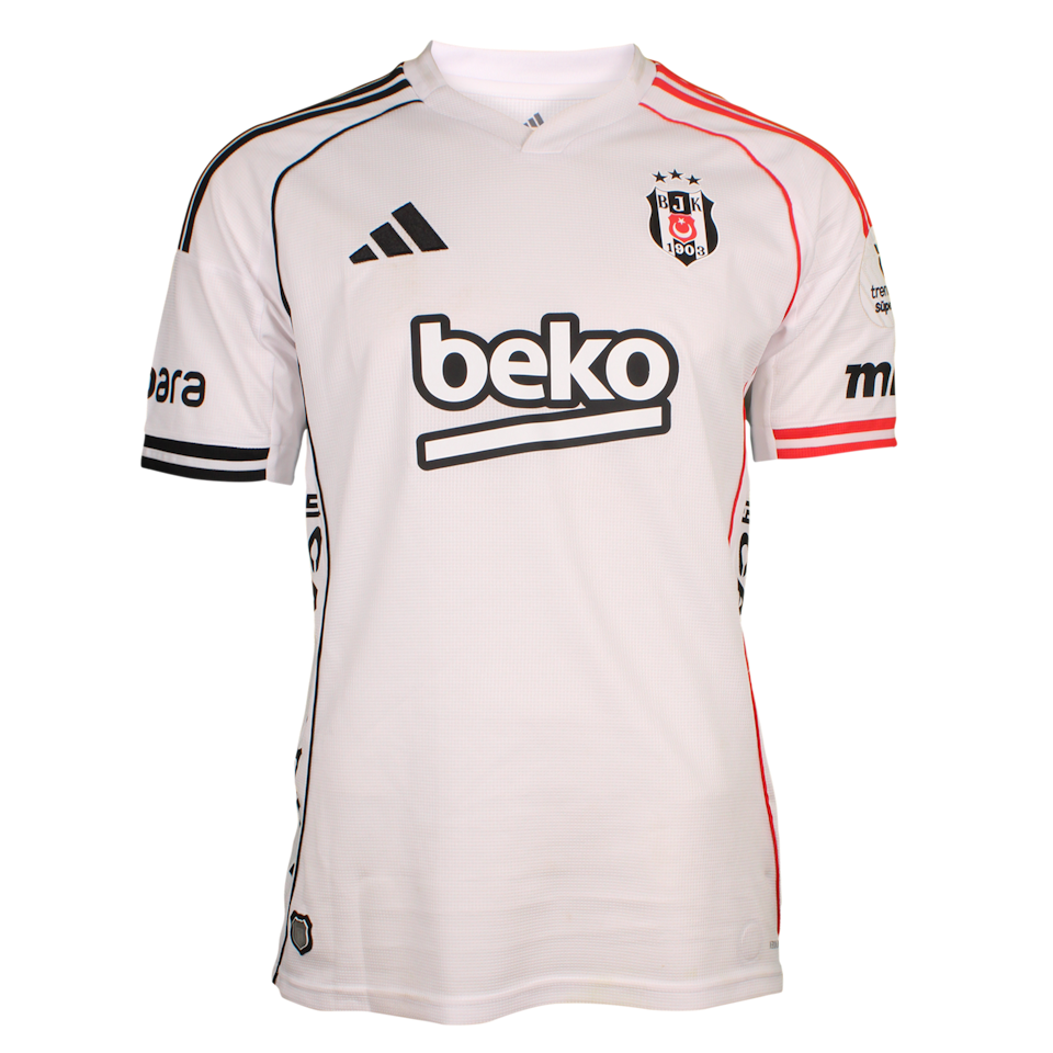 来自Beşiktaş JK的Tiago Djaló球衣