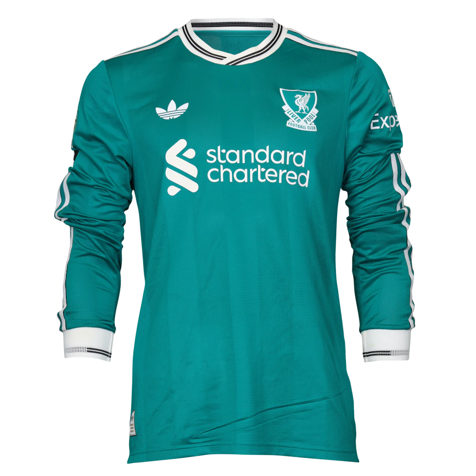 来自Liverpool的Alexis Mac Allister球衣