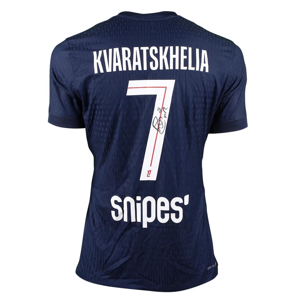 Khvicha Kvaratskhelia Paris Saint-Germain shirt