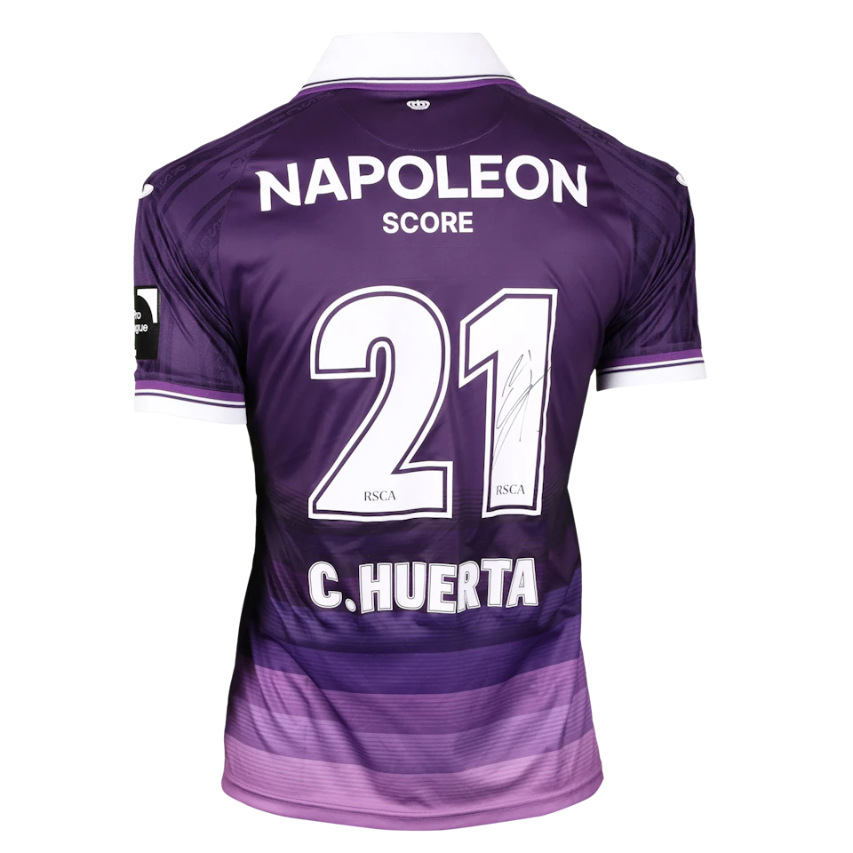 来自RSC Anderlecht的César Huerta球衣